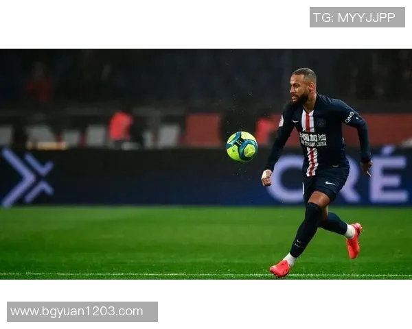 掌握足球弧线球技巧的全面指南与训练方法分享 掌握足球弧线球技巧的全面指南与训练方法分享